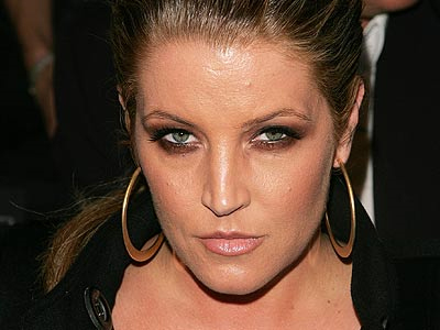 Η Lisa Marie Presley αλλάζει ζωή και πουλάει το σπίτι της
